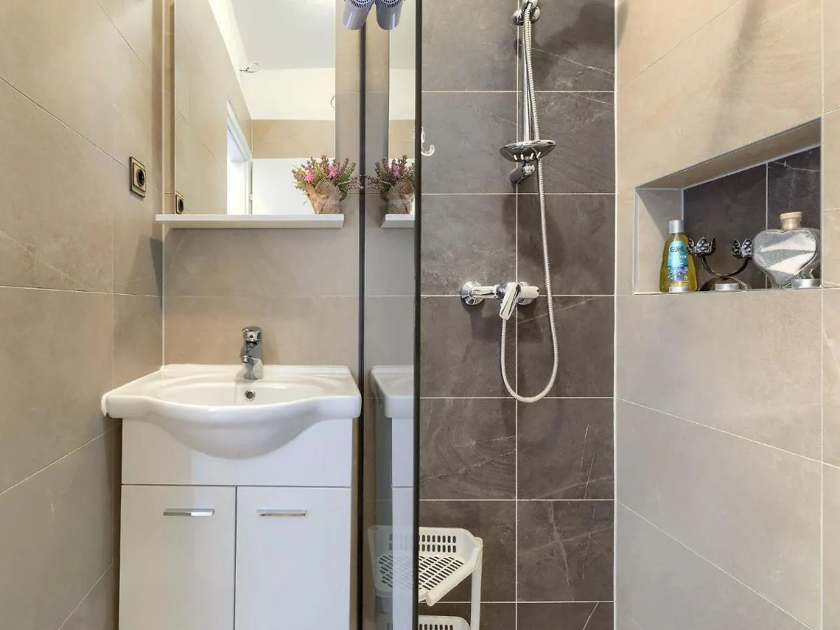 Apartment Lili-1 By Interhome Kukci Kroatië